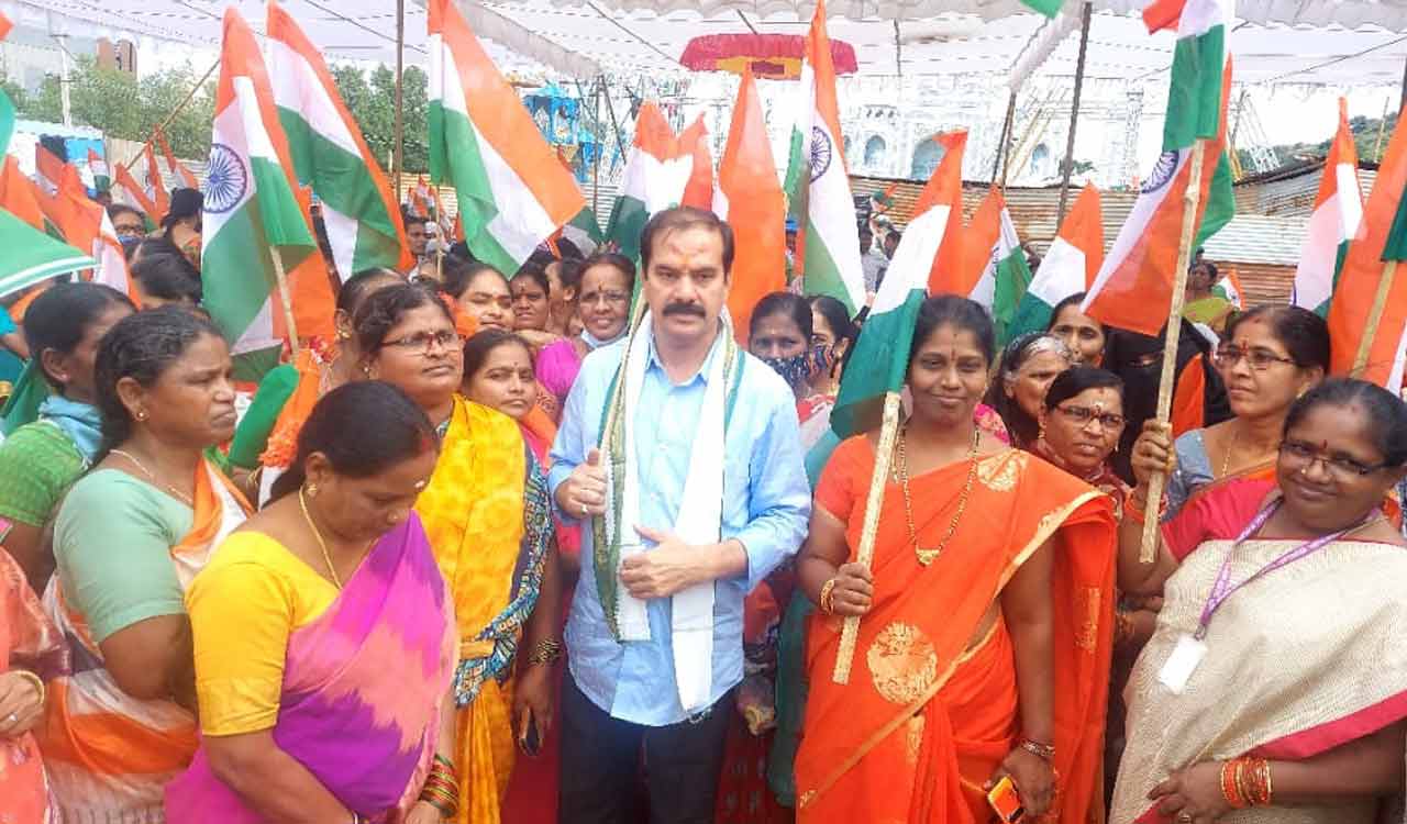 People participate enthusiastically in integration rallies across erstwhile Warangal