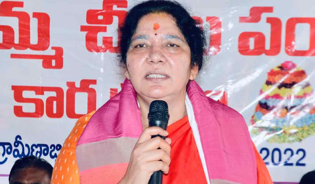 Minister Satyavathi Rathod condemns Kishan Reddy’s statement