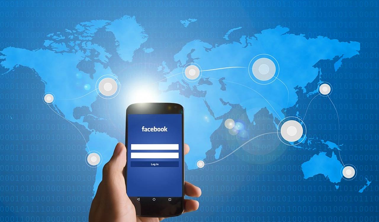 Real-time community chats arriving on Facebook and Messenger