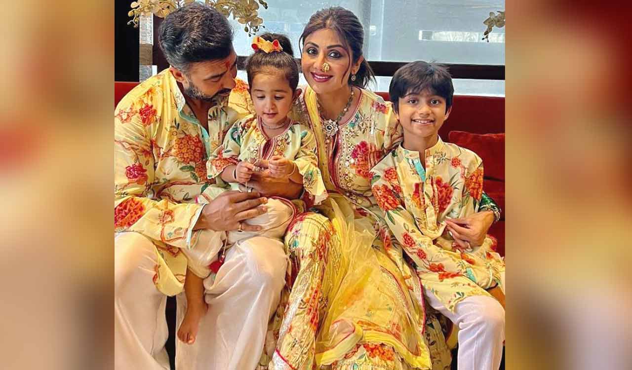 Shilpa Shetty, Raj Kundra celebrate Christmas with Punjabi spirit