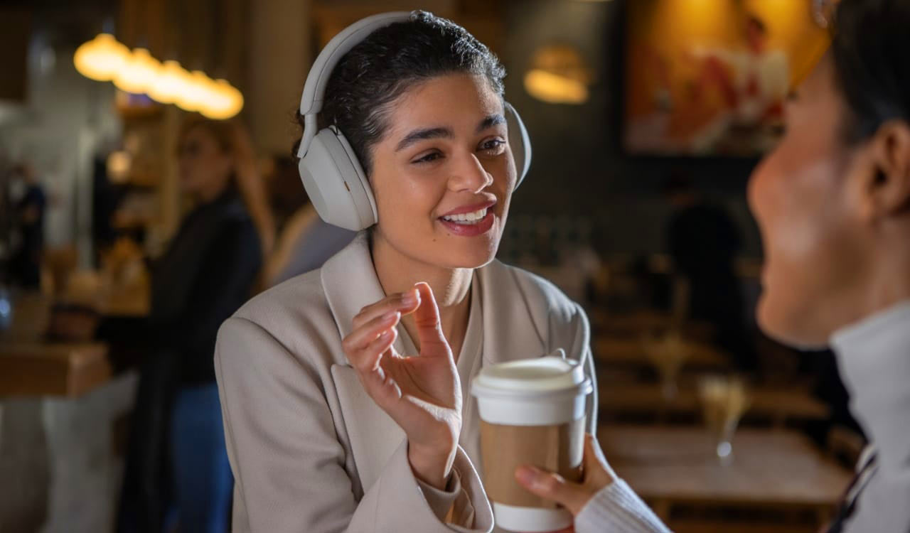 Sony India unveils new noise cancelling headphone in India