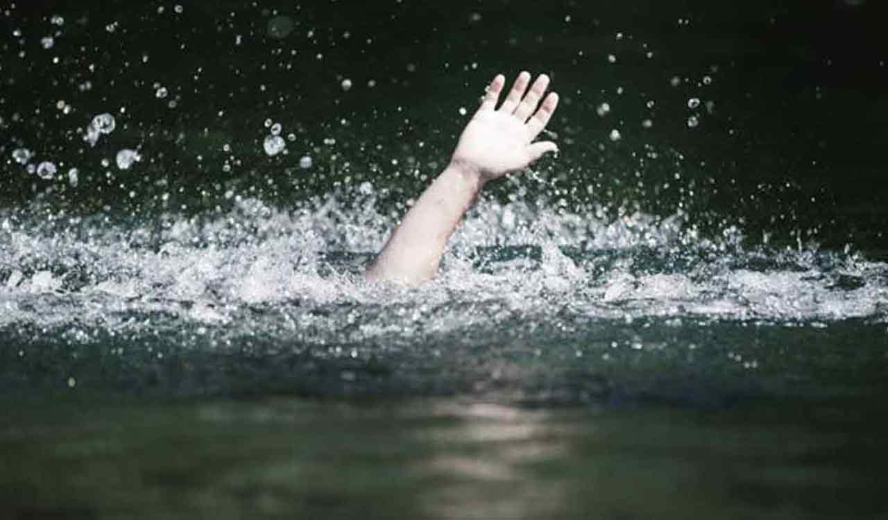 Three children drown in water tank at Shadnagar