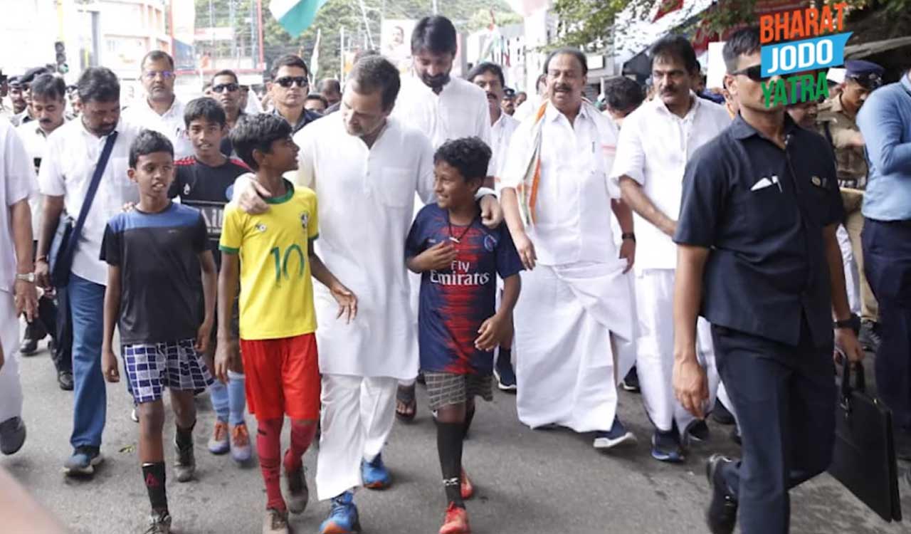 Traffic snarls as Rahul Gandhi’s ‘Bharat jodo yatra’ enters Kerala capital