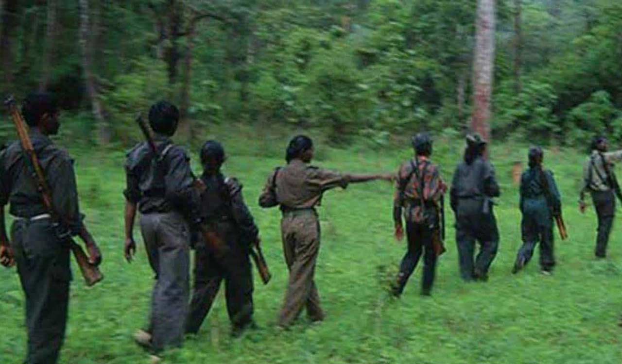 Two Maoists, one from Chhattisgarh, with Rs 6-lakh reward, lay down arms