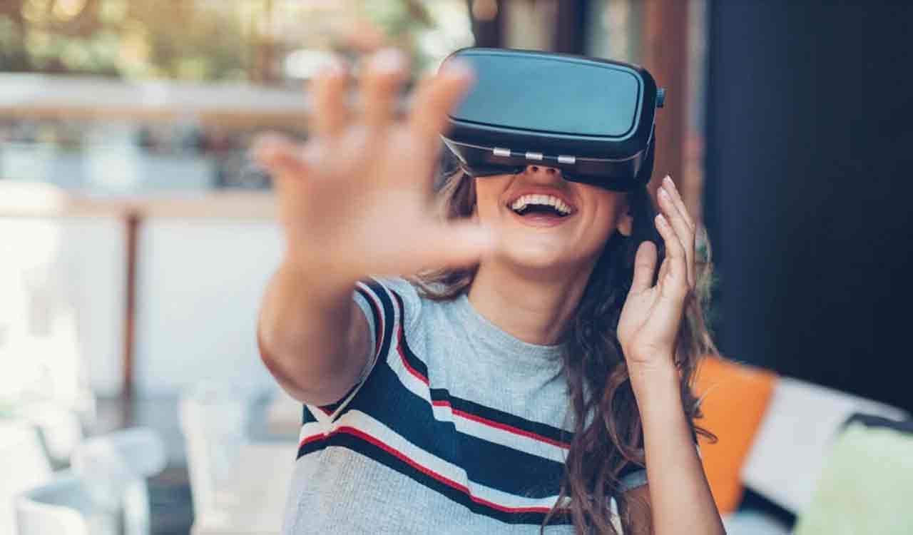 Meta’s ‘Quest Pro’ VR headset surfaces online before launch