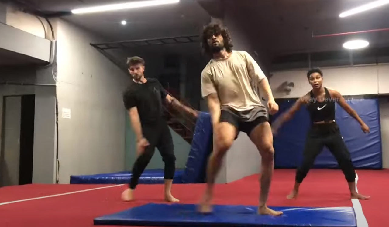 Vijay Deverakonda engages in intense workout sessions in new video