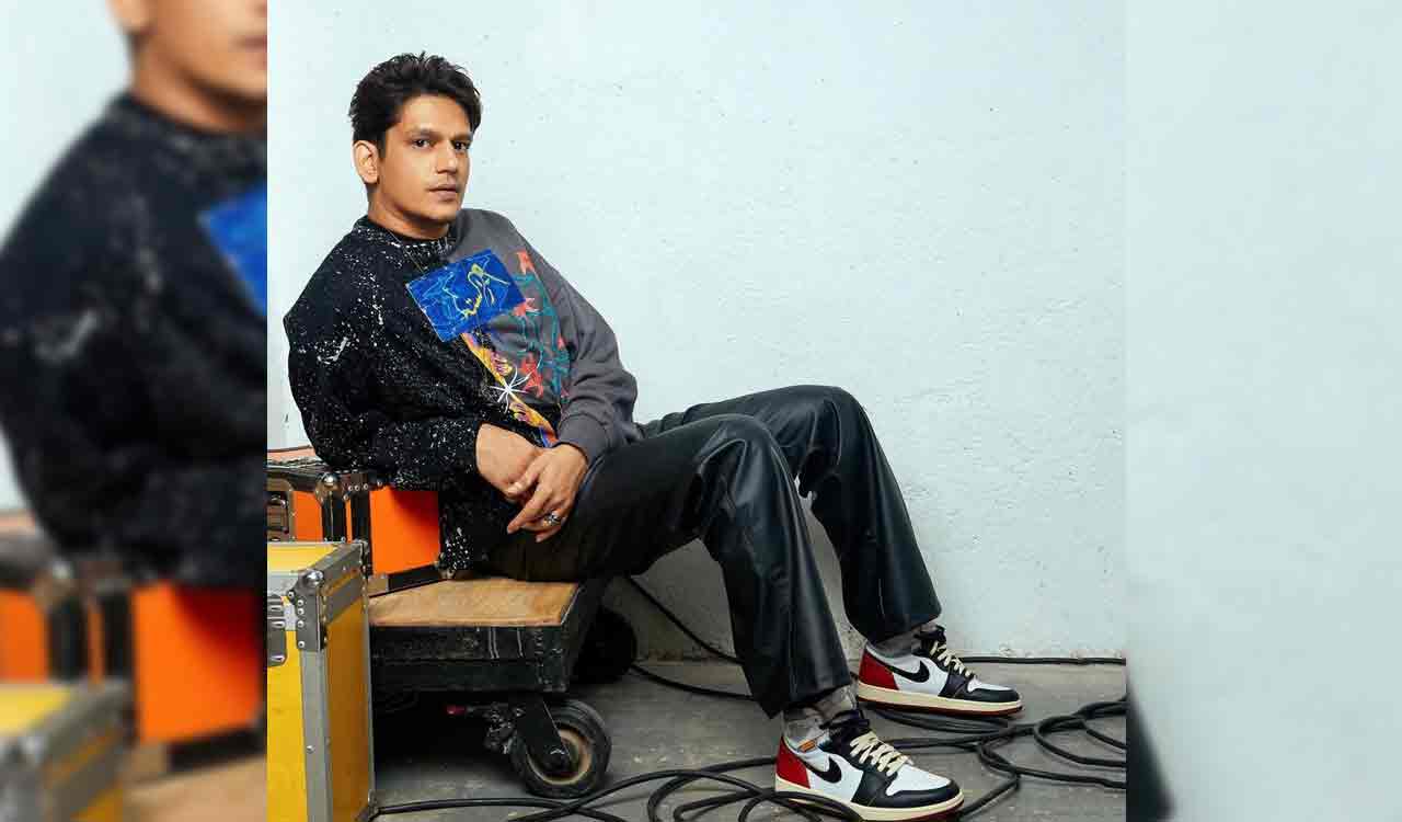 Vijay Varma trolls the makers of ‘Darlings’ for not featuring him on poster