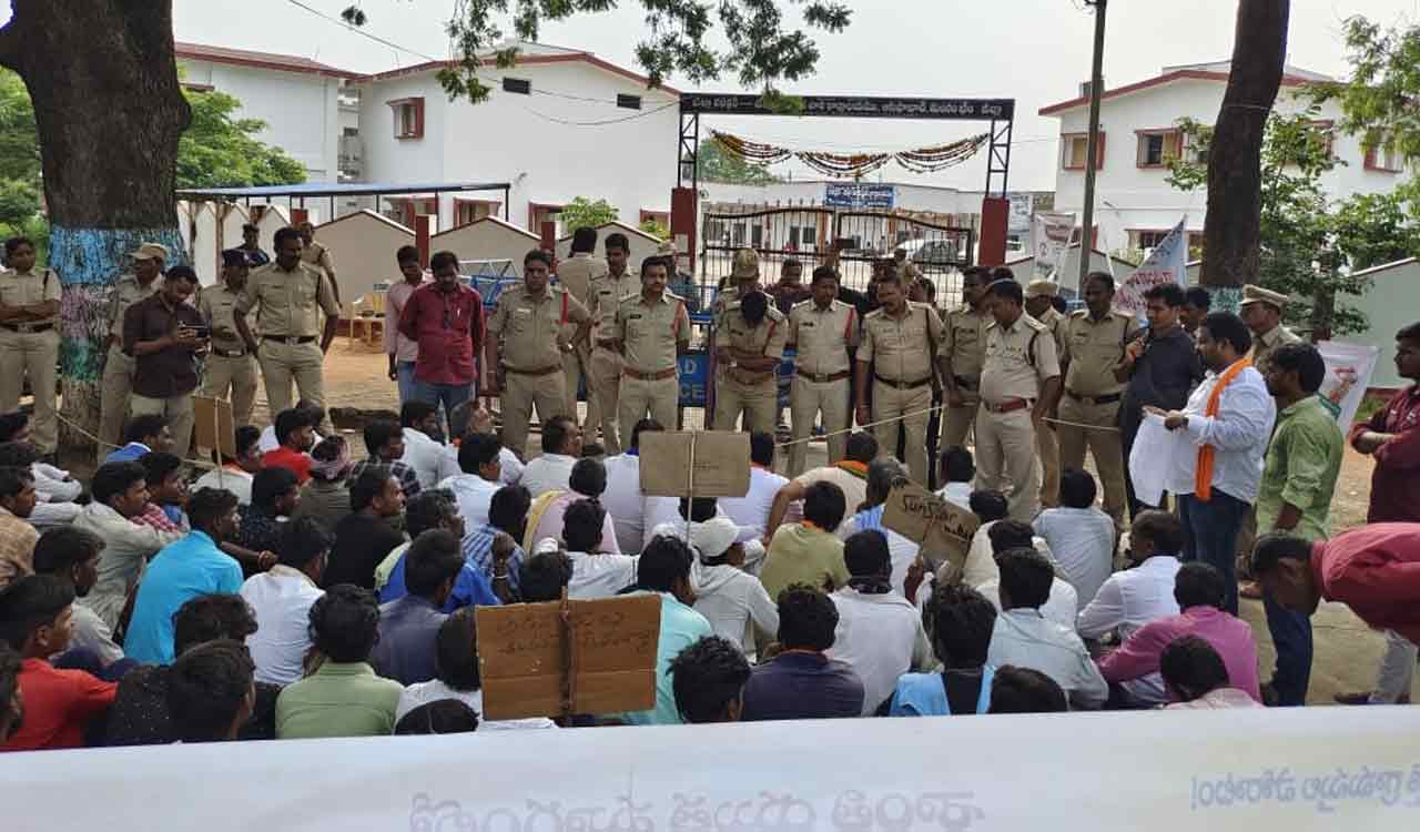 Asifabad: Villagers take up 80 km walkathon for bridge facility