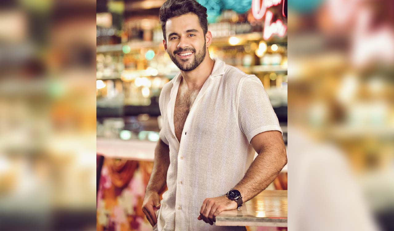 Abhishek Bajaj is a natural actor; the industry will recognise his talent, says Madhur Bhandarkar