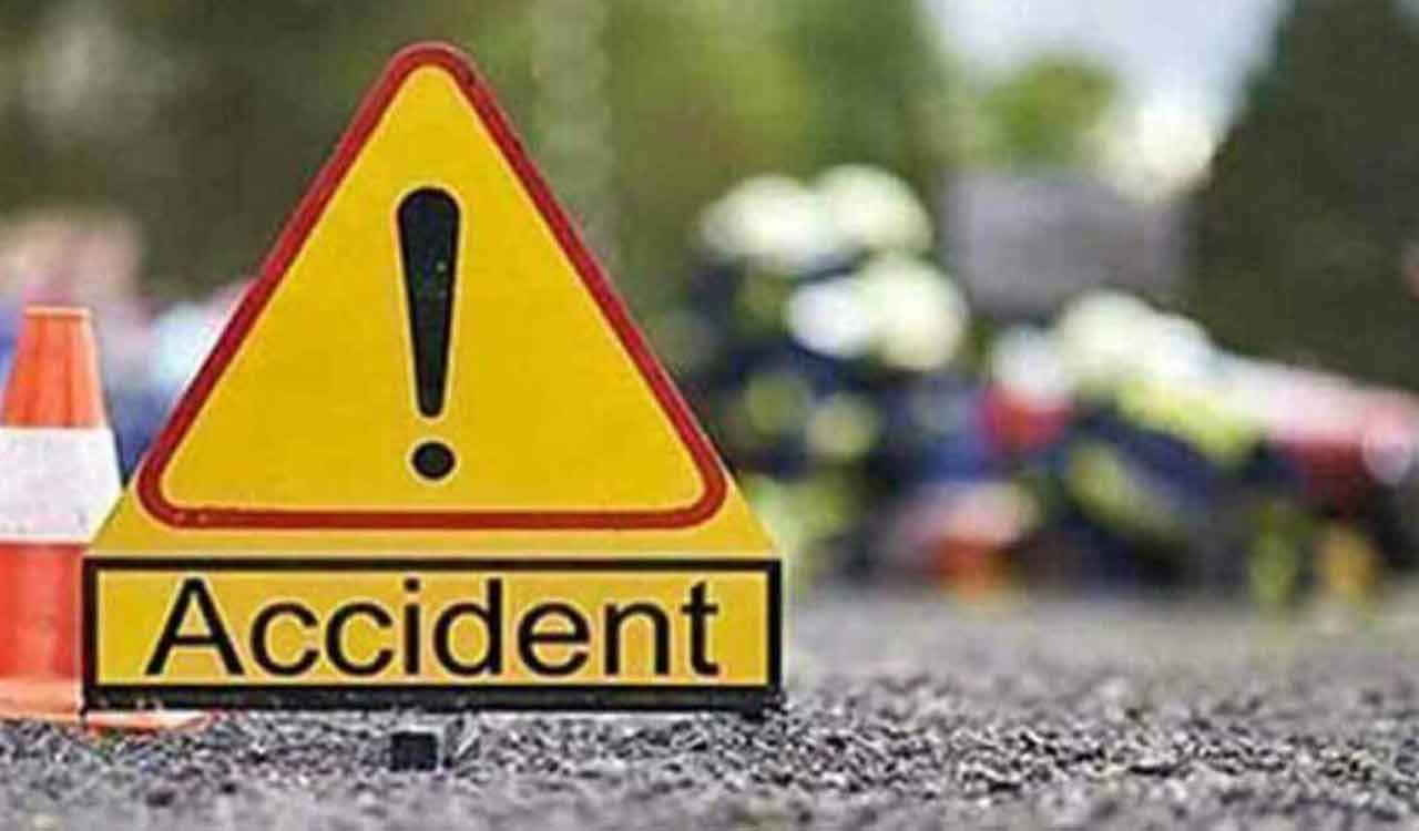 Hyderabad: 23-year-old man dies in accident at Abdullapurmet