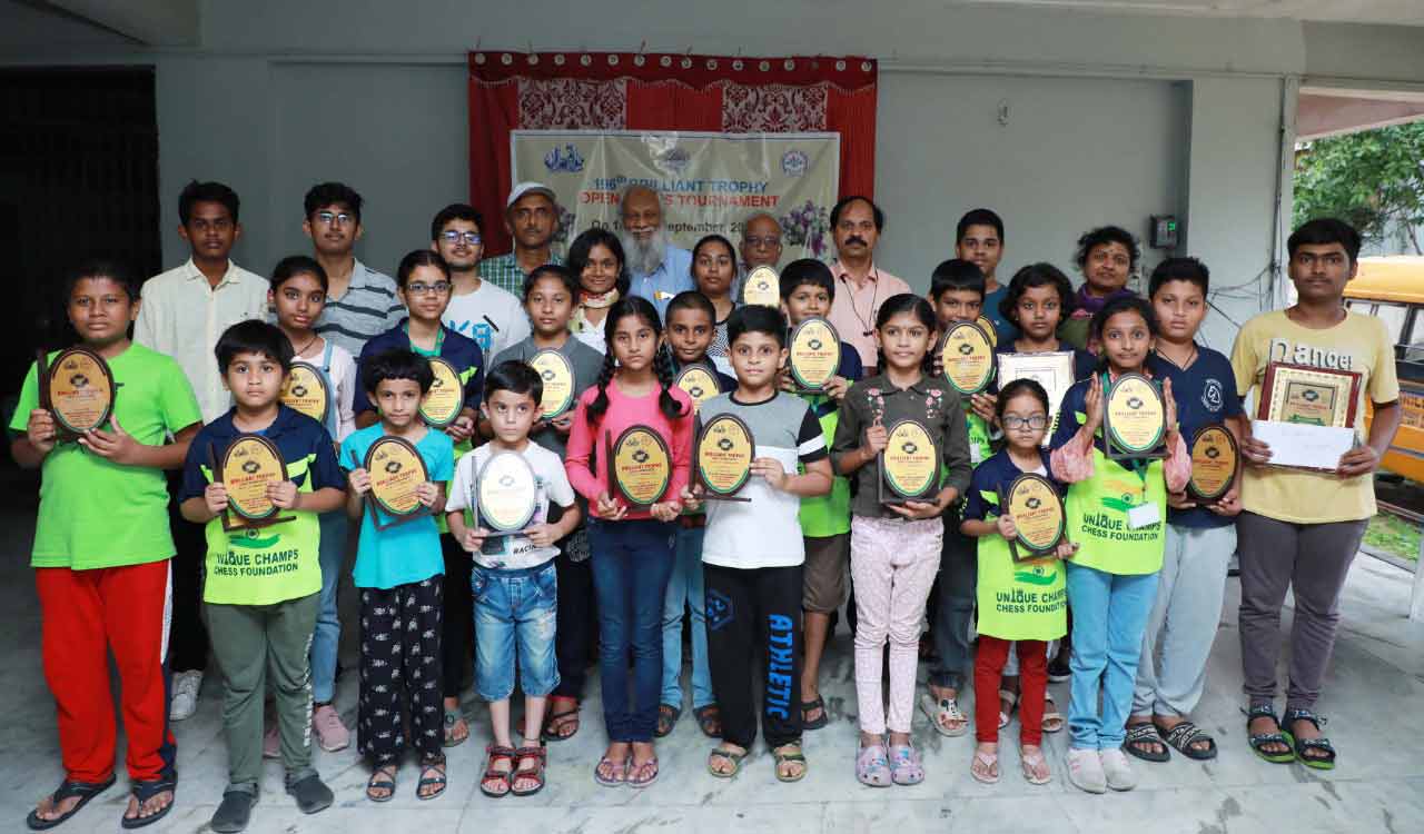 Deekshitha, Chidvilas emerge victorious at Brilliant Trophy Chess Tournament