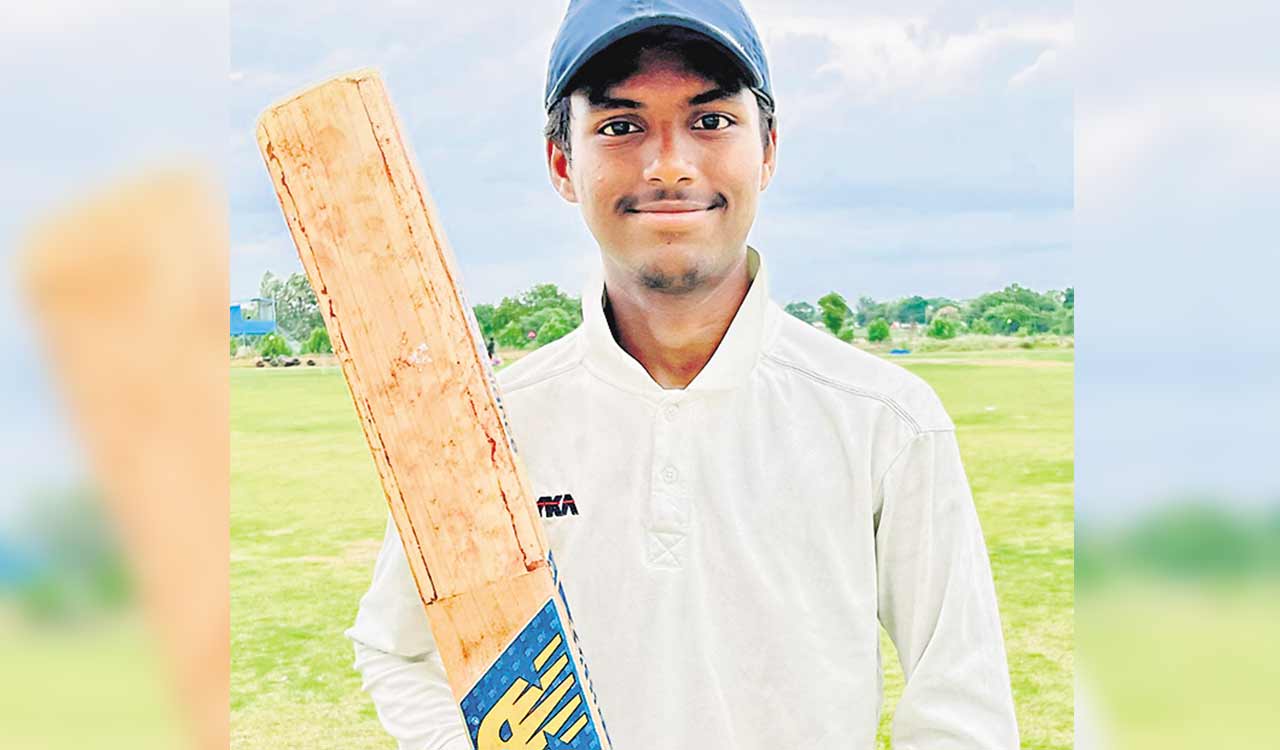 Kaushal, Sofiyan shin with ball in HCA A2 division league