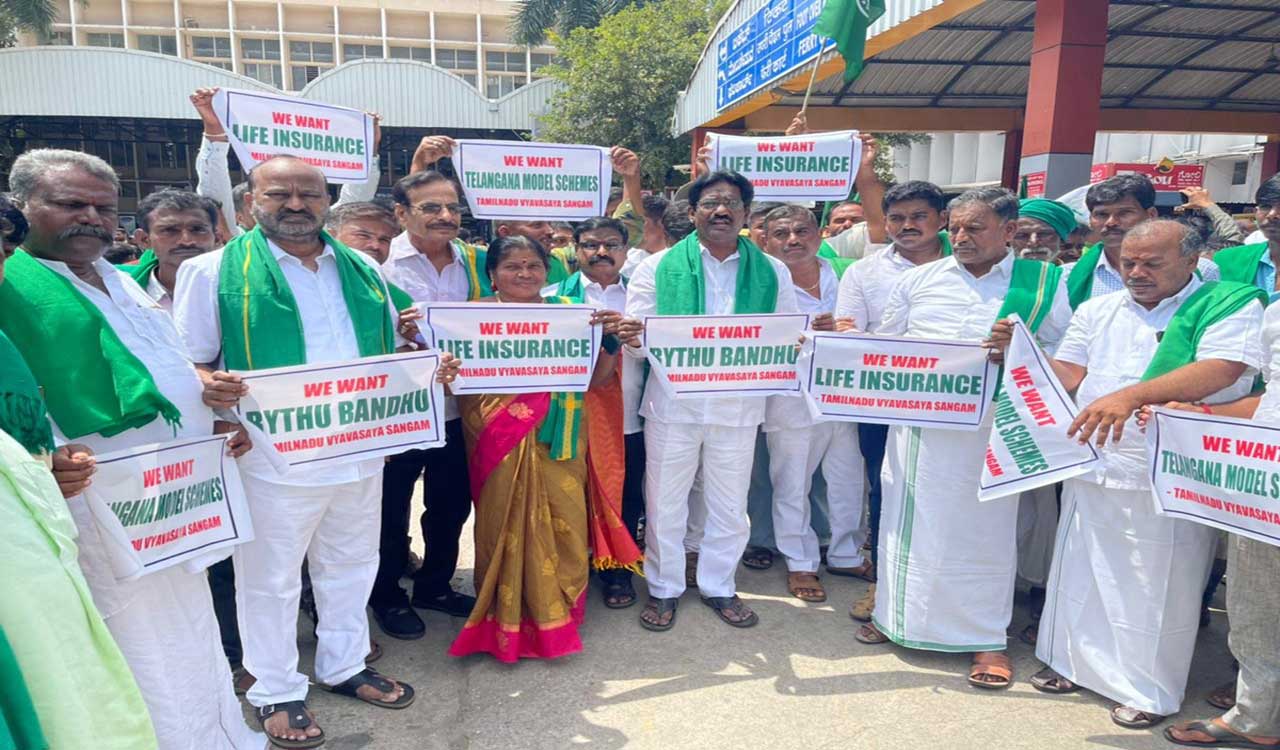 Karnataka farmers demand Telangana schemes