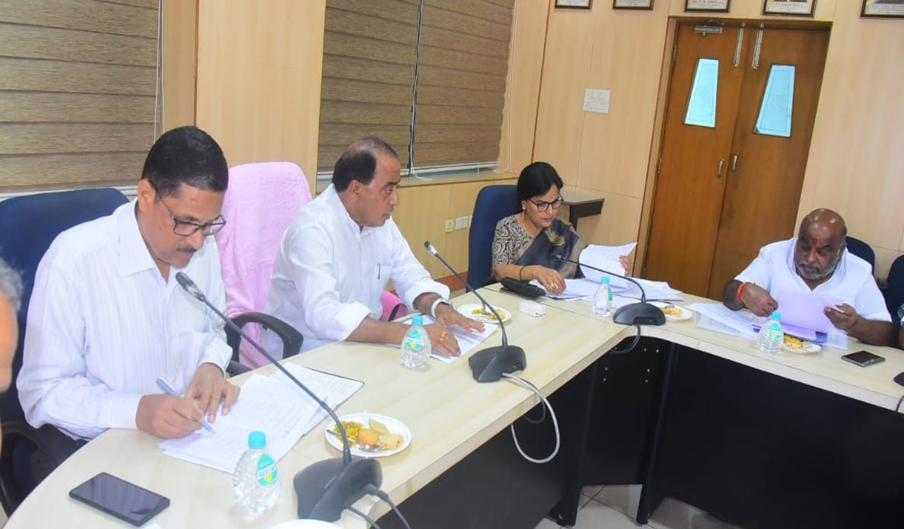 Govt determined to find permanent solution to Podu land issue: Indrakaran