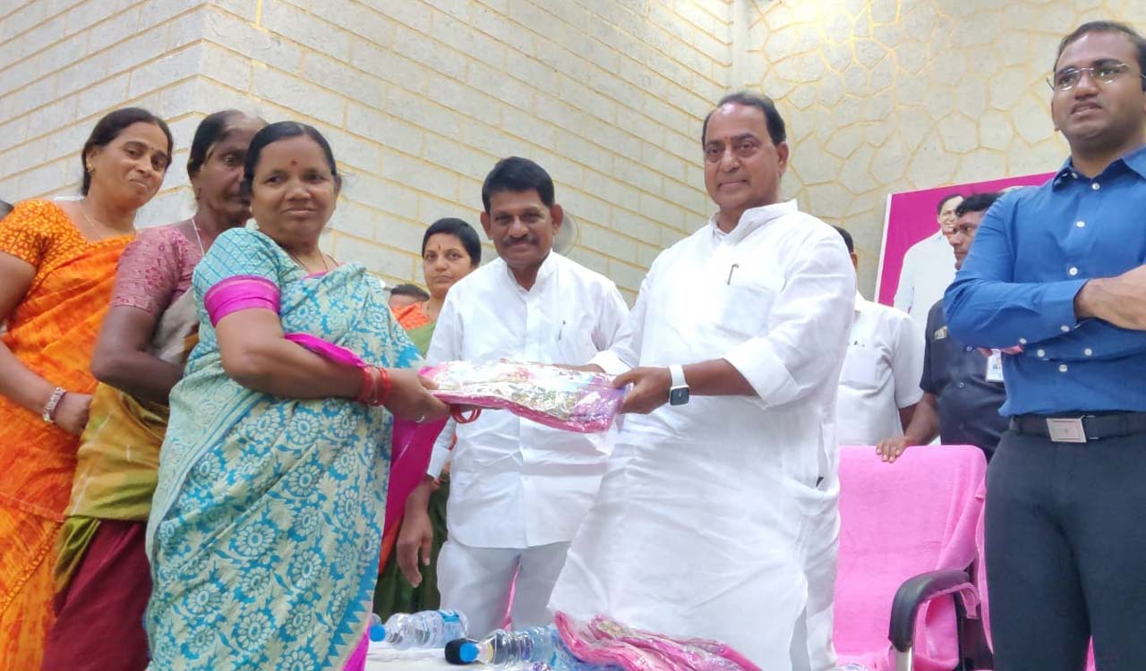 Bathukamma sarees help women celebrate festival: Minister Indrakaran