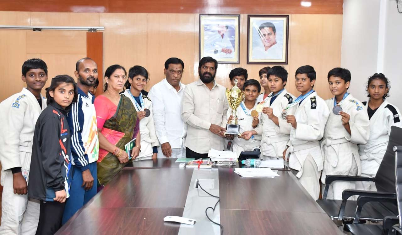 Minister Srinivas Goud lauds SATS sports school, judo players