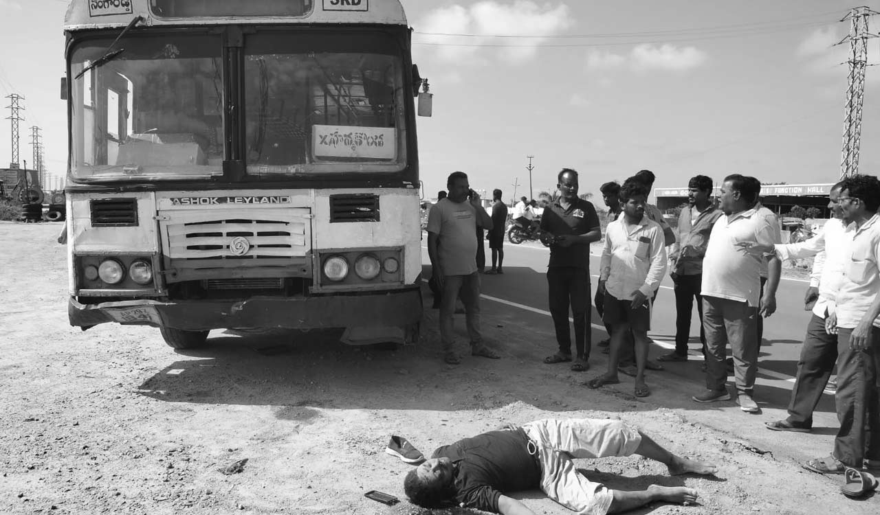 Man dies after RTC bus hits bike in Sangareddy