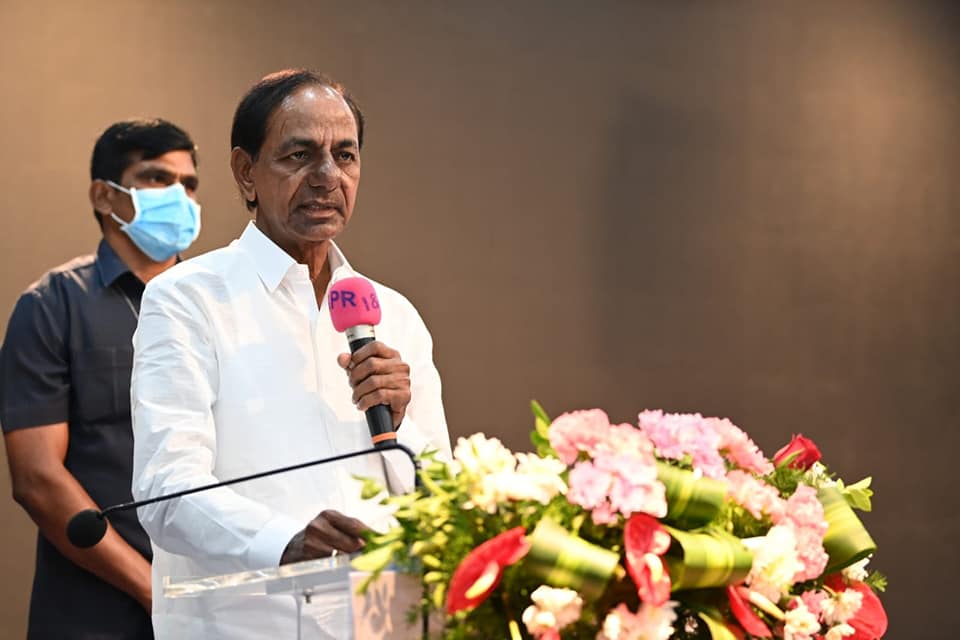 CM KCR says not one vote from weavers should go to BJP after 5 percent GST on handlooms
