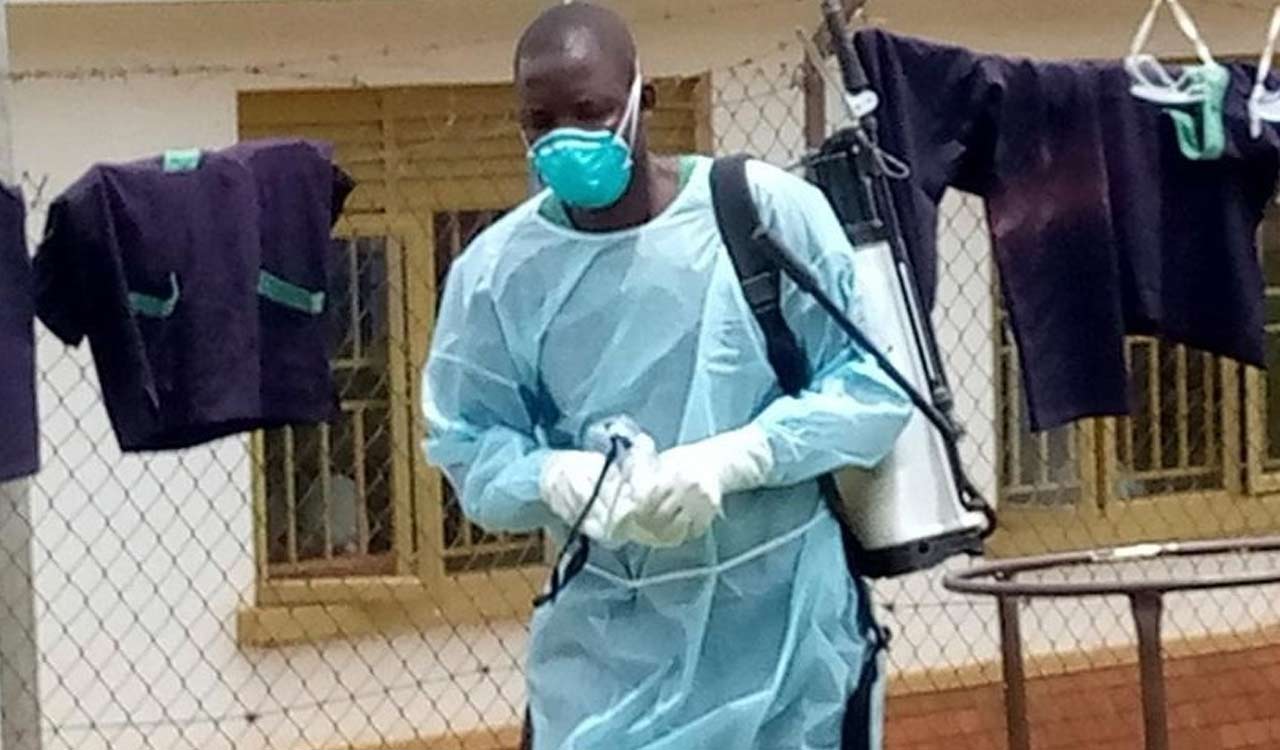 65 Ugandan health workers quarantined over Ebola