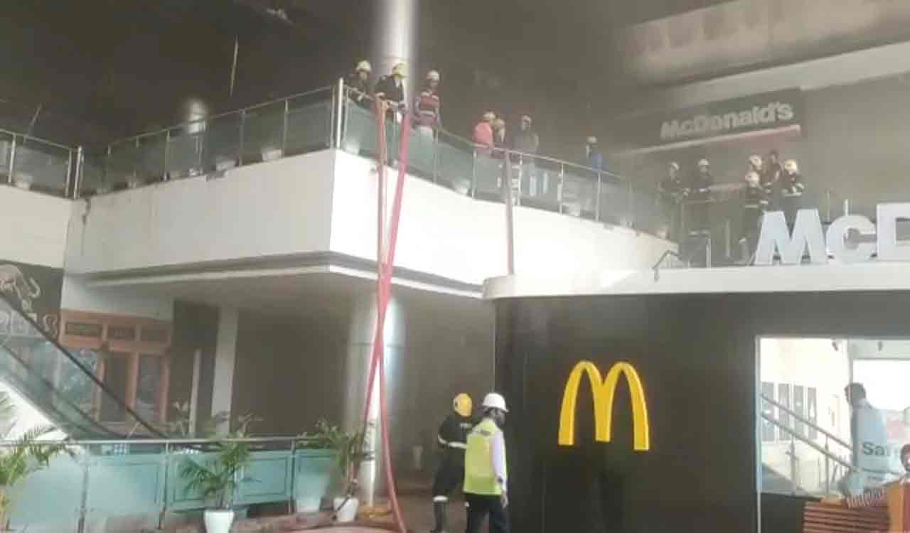 Fire erupts at Gurugram mall, no casualties