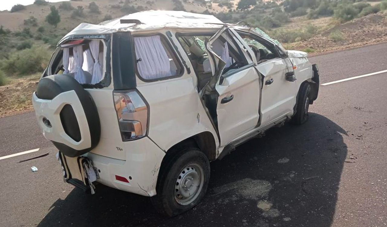Wife of Telangana CID Director General dies in accident at Jaisalmer, official sustains injuries