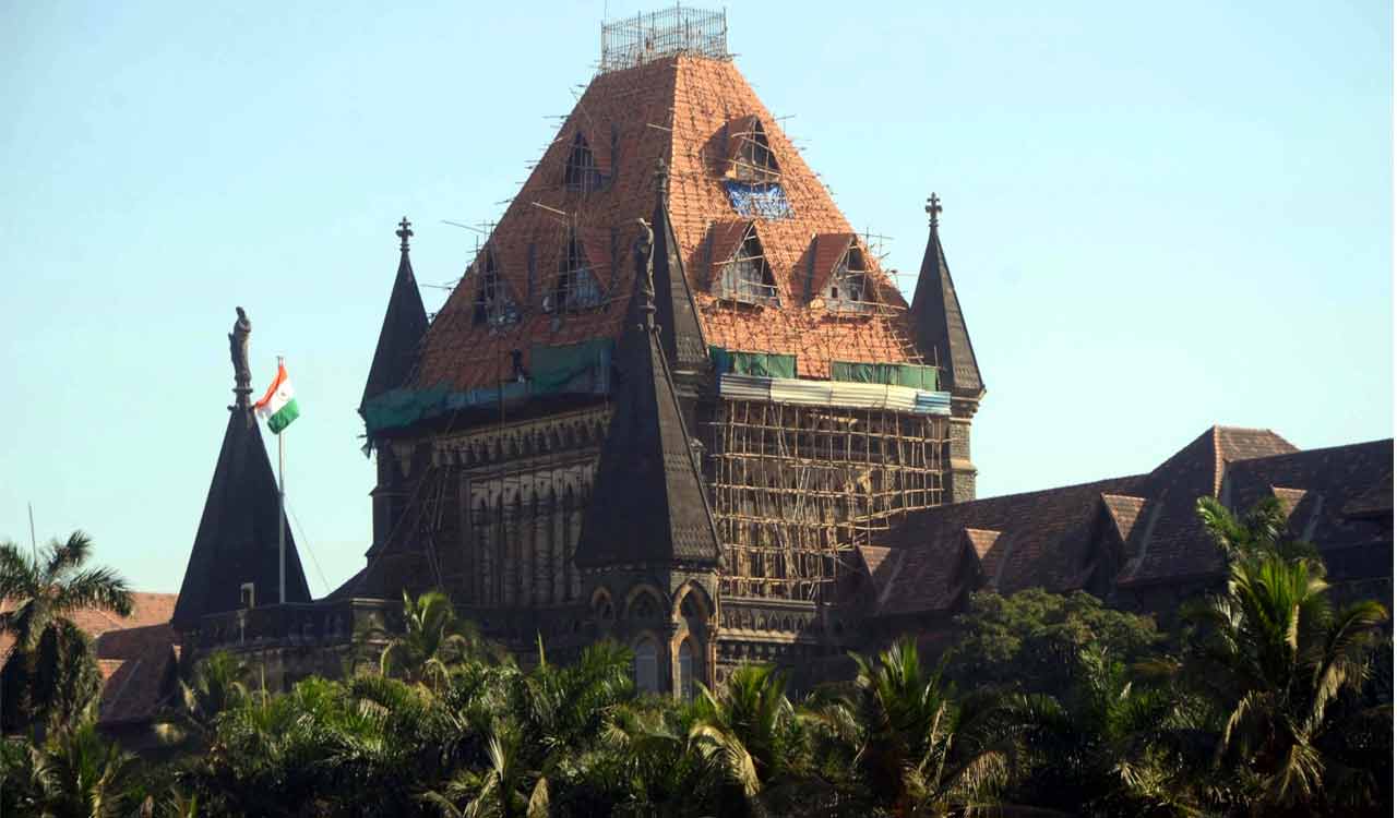Bombay HC acquits ex-DU professor, 5 others in Maoist links case