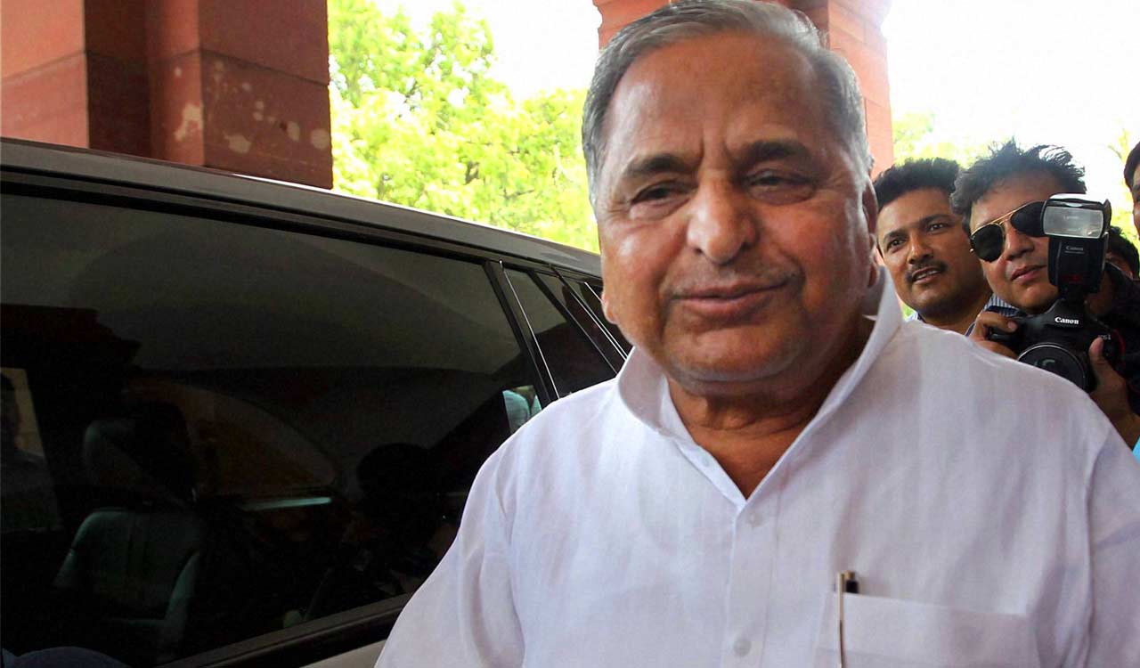 CM KCR condoles demise of Mulayam Singh Yadav