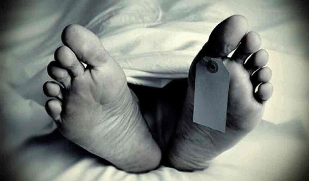 Youth dies under suspicious circumstances in Mahabubabad