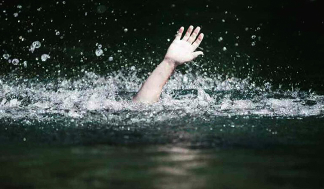 Man drowns while collecting flowers from water tank in Jagtial