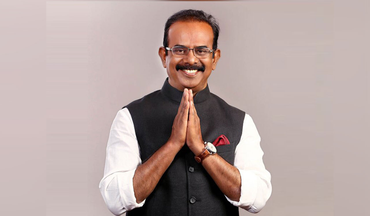 Former Bhongir MP Narsaiah Goud quits TRS