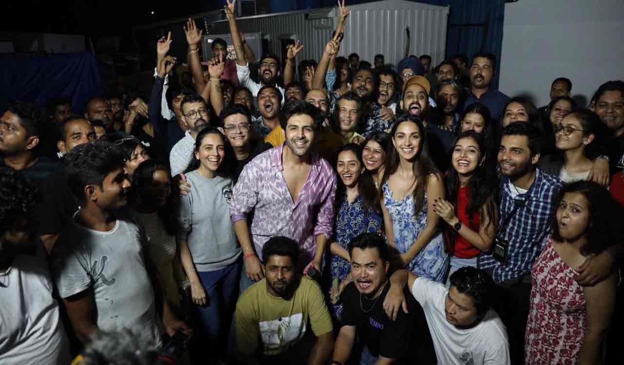 ‘Satyaprem Ki Katha’ starring Kartik Aaryan and Kiara Advani wraps up the Mumbai schedule