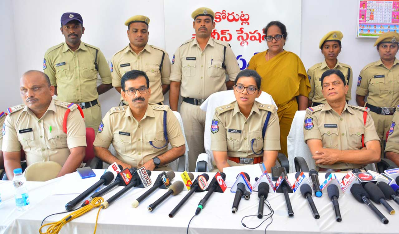 Jagtial cops arrest two thieves, recover copper wire worth Rs.20 lakh