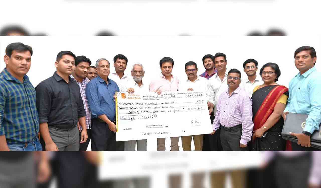 TRS pays premium of Rs 26.11 crore for insurance coverage to party workers