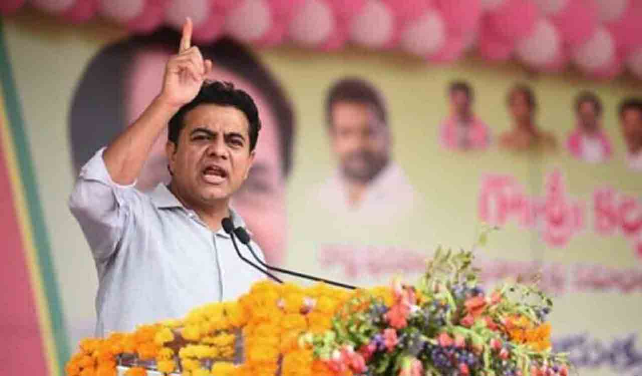 Munugode bypoll forced due to Komatireddy’s greed: KTR