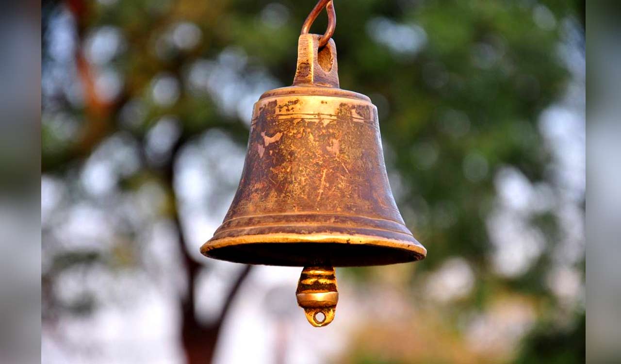 Karnataka Dalit youth stopped from offering prayers at temple