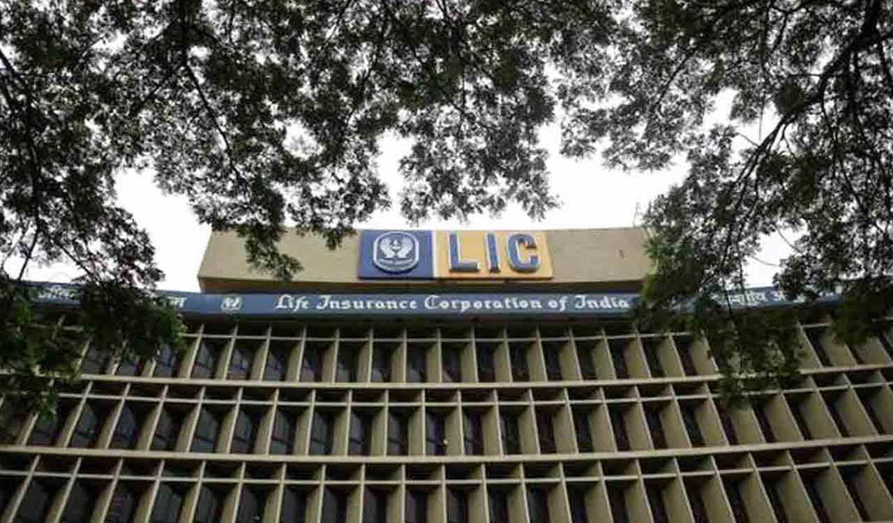LIC agents to launch nation-wide stir against Centre from Hyderabad