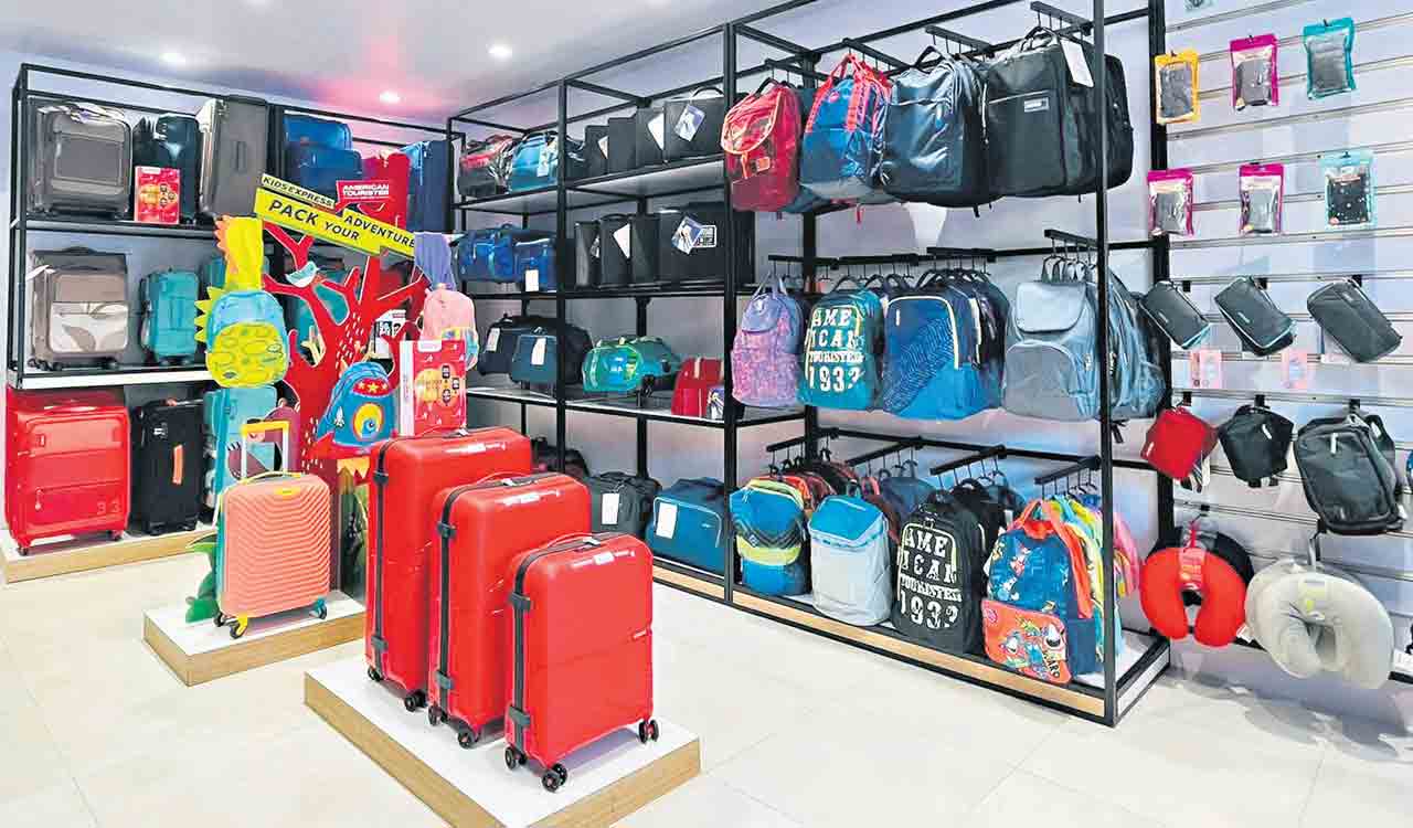 Dalit Bandhu turns luggage store workers into owners in Karimnagar