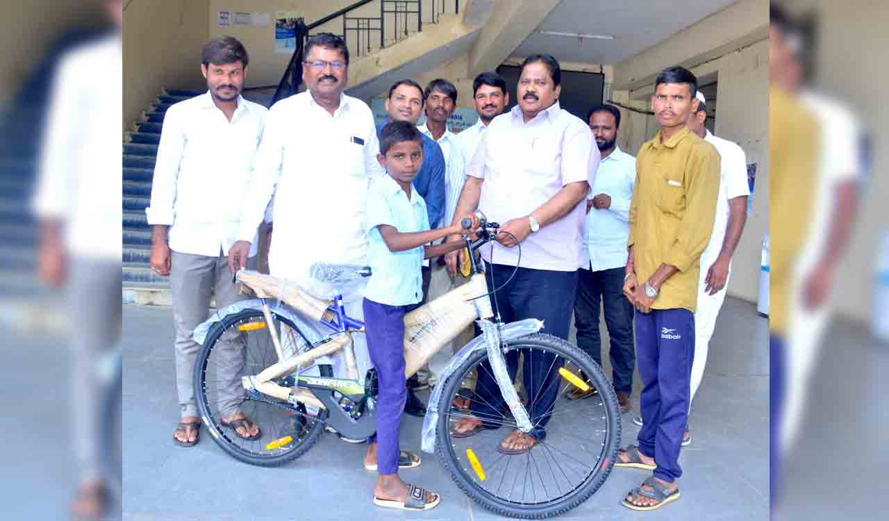 MPP gifts cycle to student walking 6 km to school in Medak