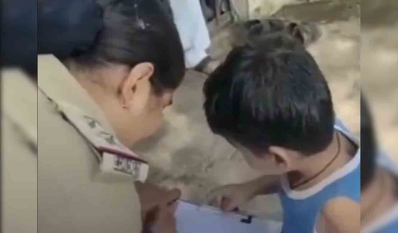Watch: Three-year-old goes to police station, says mom stole chocolates