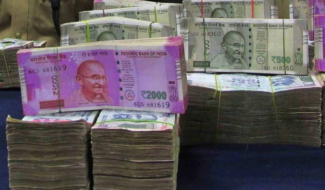 Munugode police seized Rs 13 lakhs from a car