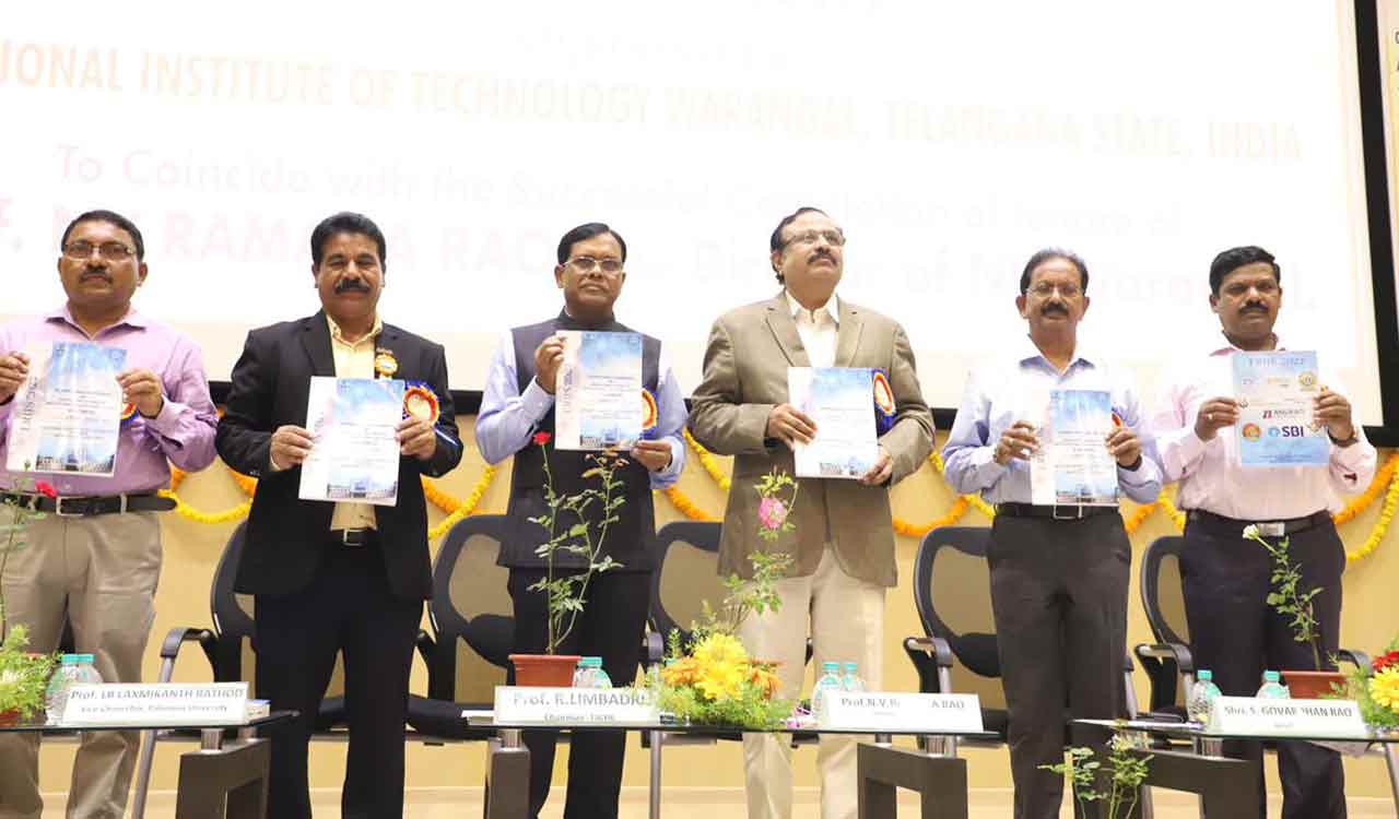 Warangal: TSCHE chairman stresses for entrepreneurial skills among students