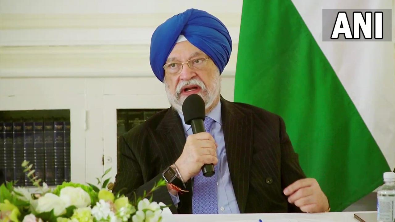 Oil price rise in India is way below global price hikes: Hardeep Singh Puri