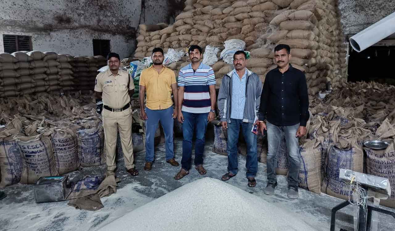 Warangal: Rice mill owner, four others held, PDS rice worth Rs 9.10 lakh seized
