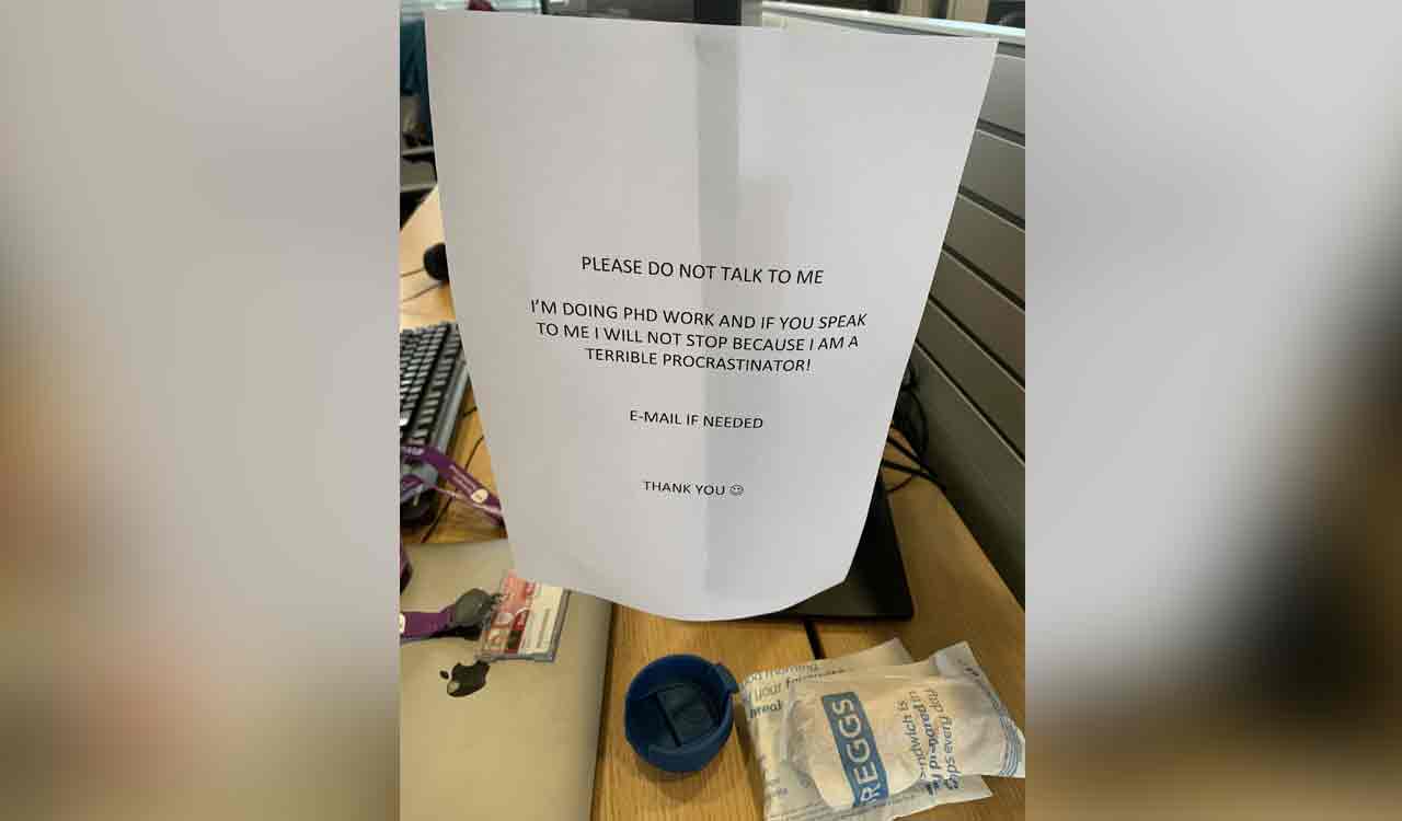 This viral note by a PhD student is extremely relatable