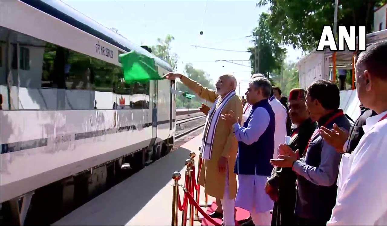 PM Modi flags off Vande Bharat Express from Himachal’s Una