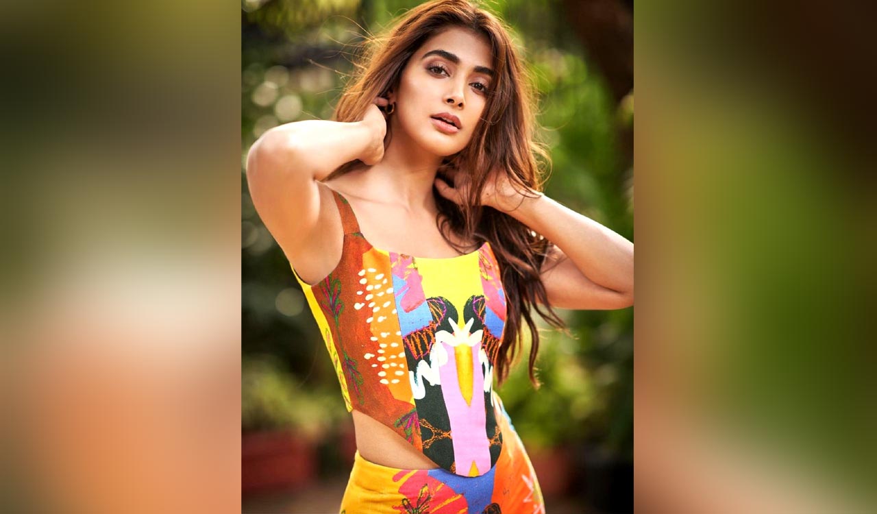 Pooja Hegde has a working birthday