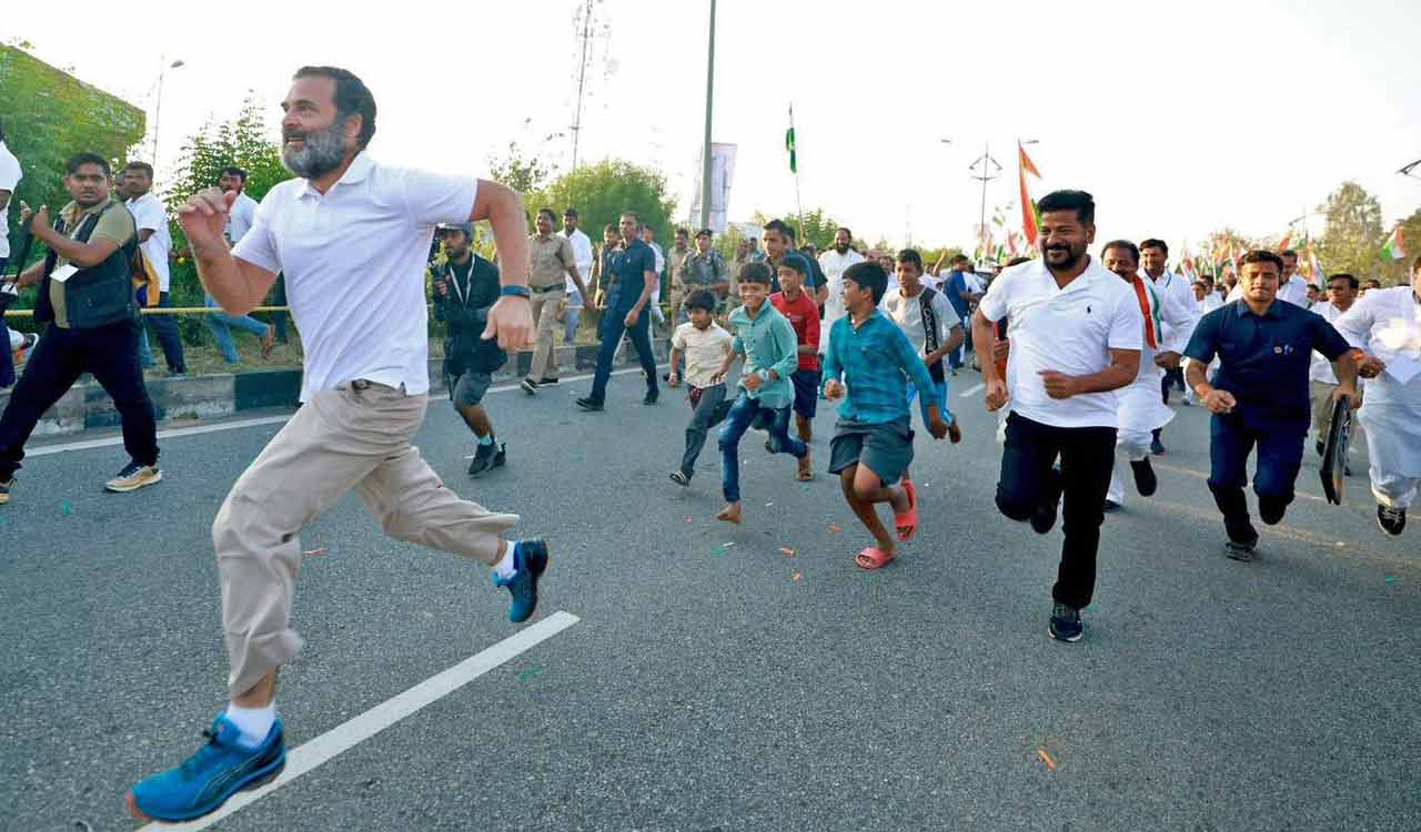 Rahul Gandhi’s Bharat Jodo Yatra continues in Telangana