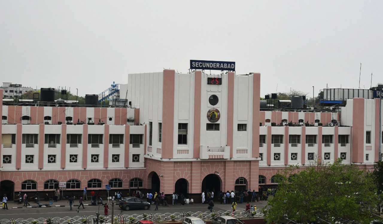 SCR takes up upgradation of Secunderabad Railway Station