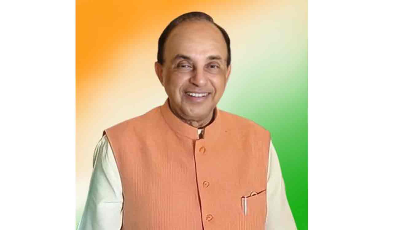 Subramanian Swamy congratulates KCR