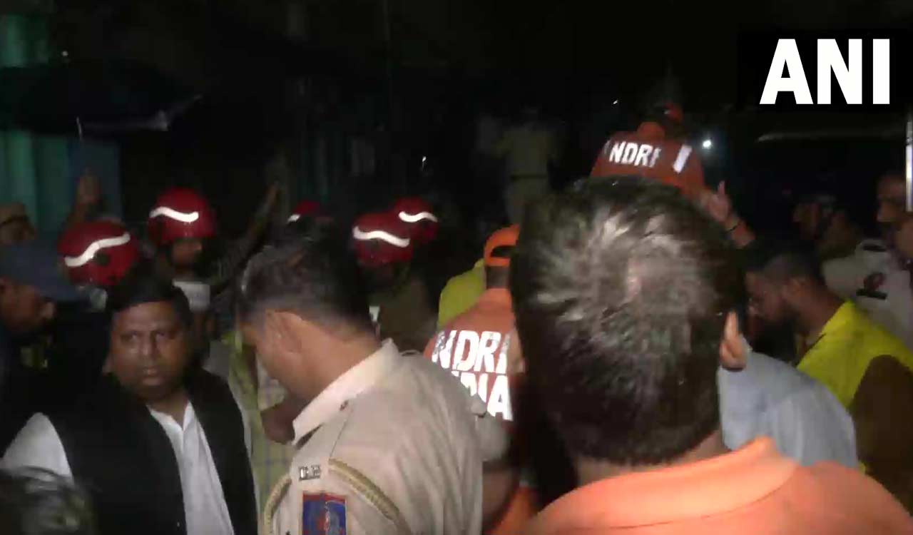 Three Killed Nine Rescued In Delhi Building Collapse Telangana Today Three Killed Nine Rescued In Delhi Building Collapse Telangana Today